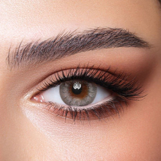SILVER MIST - Xena Optic - Medical and CosmeticLens Bio compatible elements making the lens soft & comfortable throughout the day High Water retention that allow high oxygen permeability Ideal for eye dryness High Definition design & UV blocker USA materials FDA & CE approved - Contact Lenses BELLA