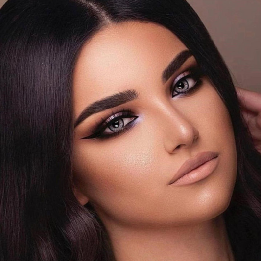 CIRCLE GRAY - Xena Optic - Monthly Contact Lens Medical and CosmeticLens Bio compatible elements making the lens soft & comfortable throughout the day High Water retention that allow high oxygen permeability Ideal for eye dryness High Definition design & UV blocker USA materials FDA & CE approved - Contact Lenses BELLA 