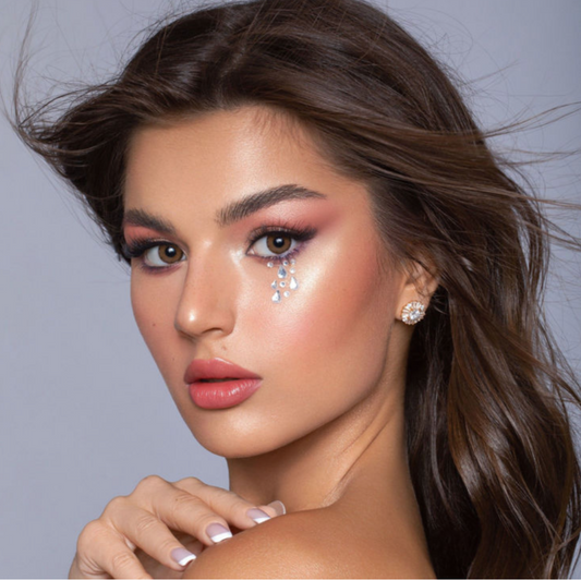 RADIANT BROWN - Xena Optic - Medical and CosmeticLens Bio compatible elements making the lens soft & comfortable throughout the day High Water retention that allow high oxygen permeability Ideal for eye dryness High Definition design & UV blocker USA materials FDA & CE approved - Contact Lenses BELLA 