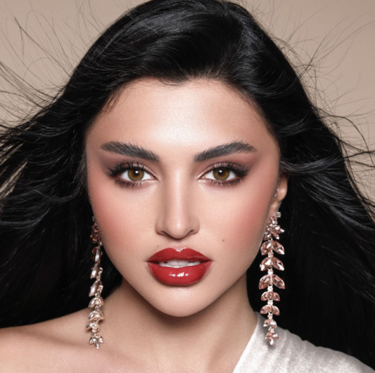 SILKY GOLD - Xena Optic - Medical and CosmeticLens Bio compatible elements making the lens soft & comfortable throughout the day High Water retention that allow high oxygen permeability Ideal for eye dryness High Definition design & UV blocker USA materials FDA & CE approved - Contact Lenses BELLA 